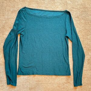 Beyond Yoga Shoulder It Featherweight Teal Long Sleeve Top